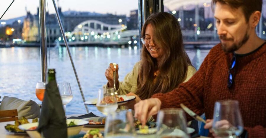 Barcelona: Lunch or Dinner on the Mediterranean Sailing Tour - The first 45 minutes: Barcelona from the water