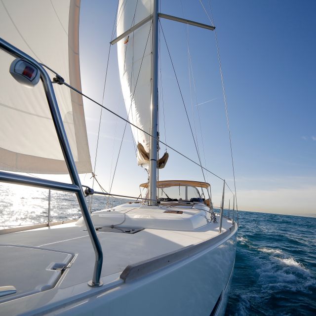 Barcelona: Midday or Sunset Sailing with Open Bar and Snacks - The crew and the feel on board