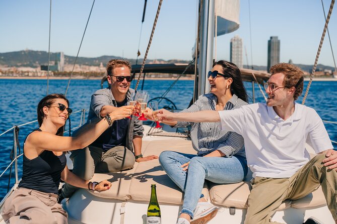 Barcelona: Private Sailing cruise with drinks & snacks - Food, drinks, and the sunset toast