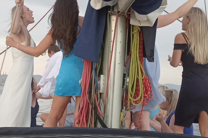 Barcelona private Sailing Tour - Pont del Petroli and time in the Mediterranean