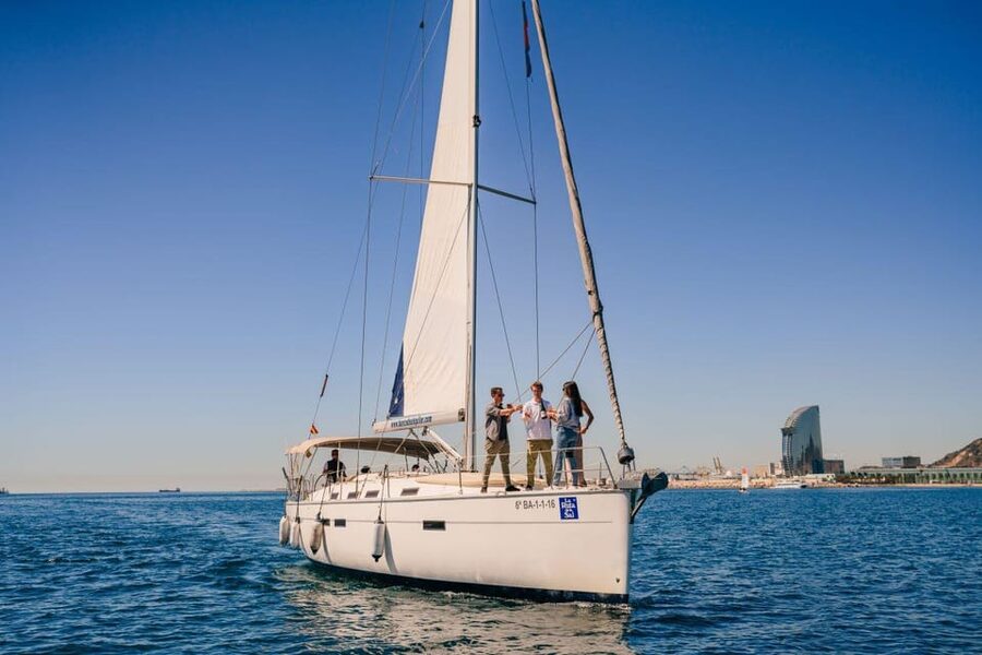 Barcelona: Sailing and Alella Winery Tour with Wine Tasting - Returning to Barcelona by private minivan