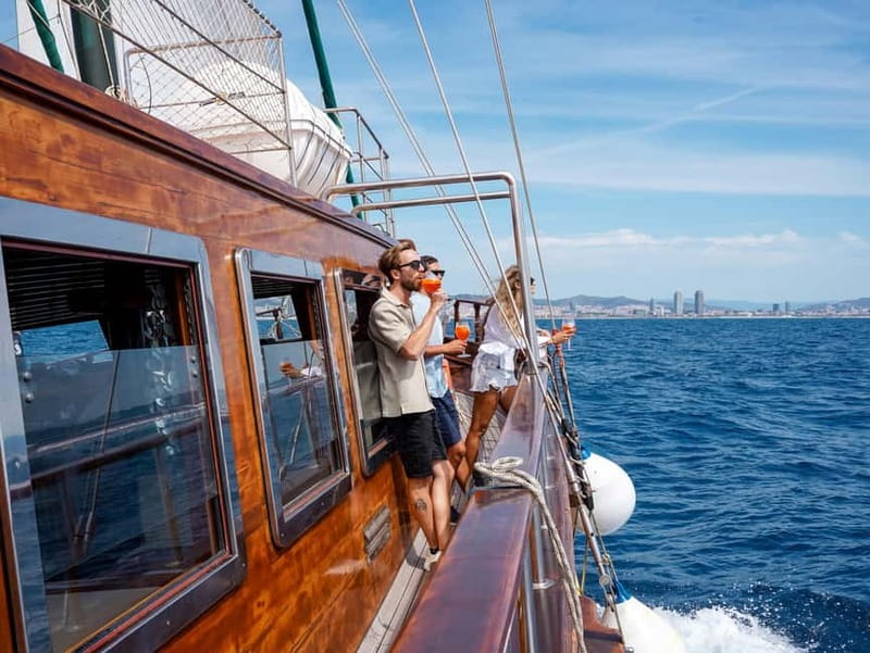 Barcelona Sailing Cruise - Weather, wind, and the best time to go