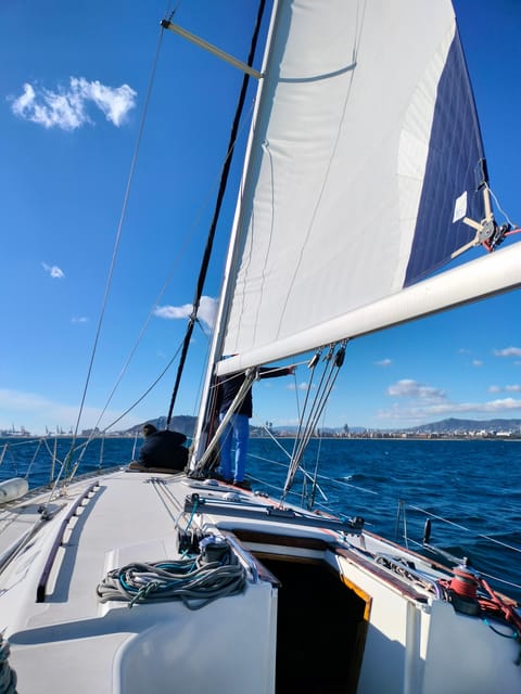 Barcelona: Sailing tour - Who will enjoy this sailing experience most