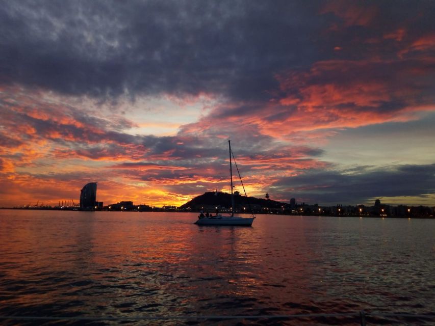 Barcelona: Sailing Tour with a Glass of Cava - Practical tips for a smoother outing