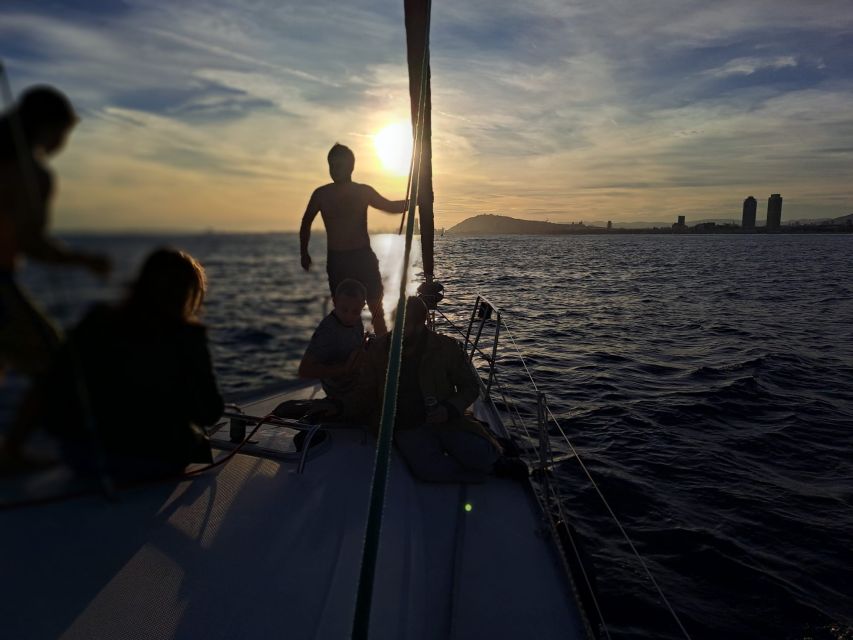 Barcelona: Sailing Tour with Drinks and Snacks - Who should book this sailing trip