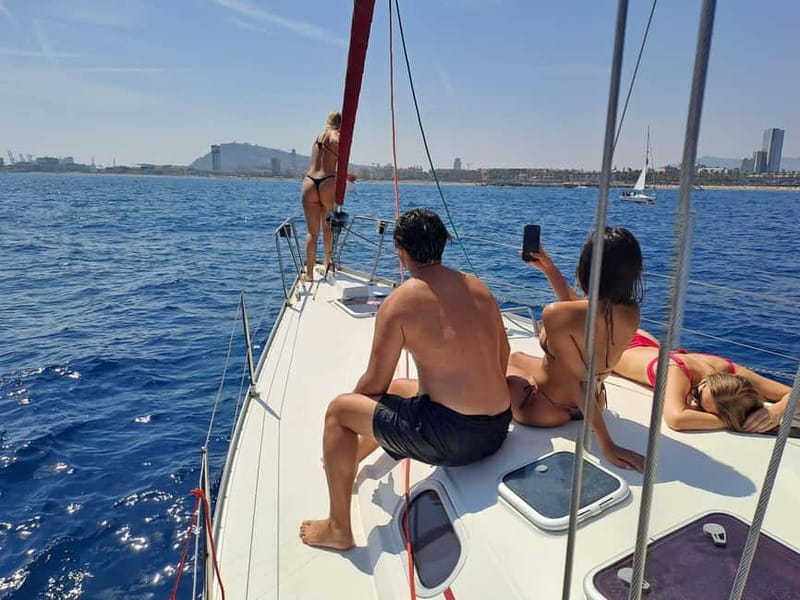 Barcelona: Sailing Tour with Drinks and Snacks - Price, group style, and overall value