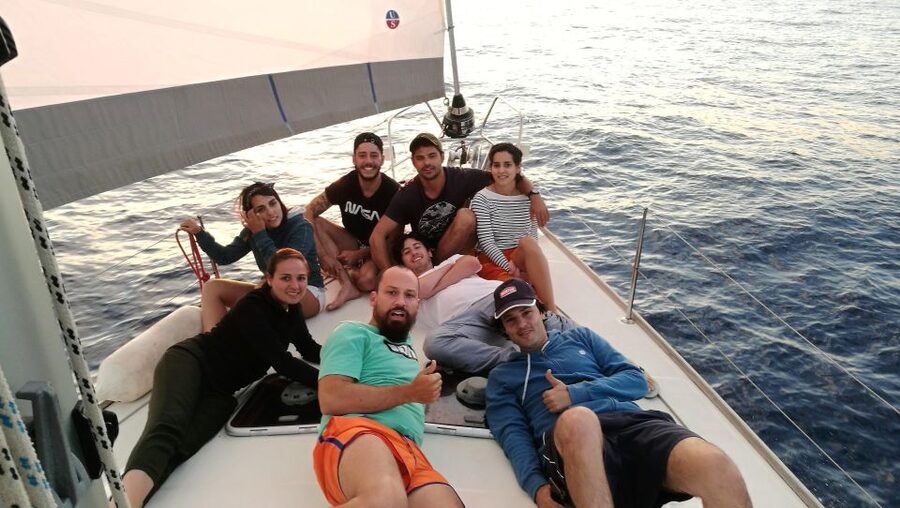 Barcelona: Sailing Trip with Drinks and Snacks - What the sailing segments really feel like