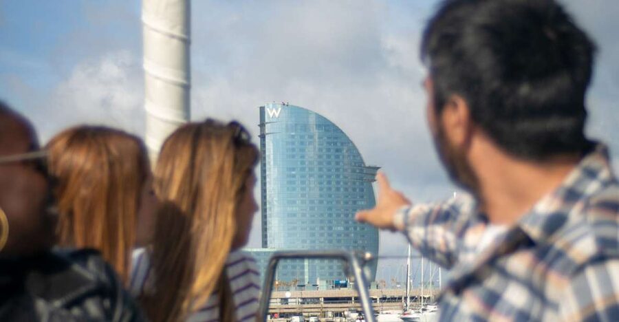 Barcelona Sightseeing Sailing - Cava, beer, and snacks make the $71 price easier to judge