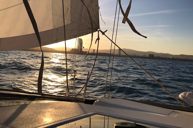 Barcelona Sunset Private Sailing with Light Snacks and Open Bar - Who will enjoy this Barcelona sailing most
