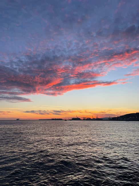 Barcelona Sunset Sailing Experience with open bar and snakcs - A possible swim in the Mediterranean