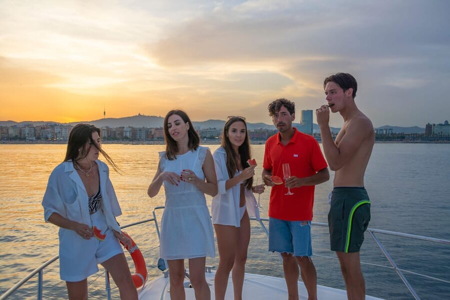 Barcelona: Sunset sailing in yatch with wine and snacks - Setting out for Barcelona’s sunset