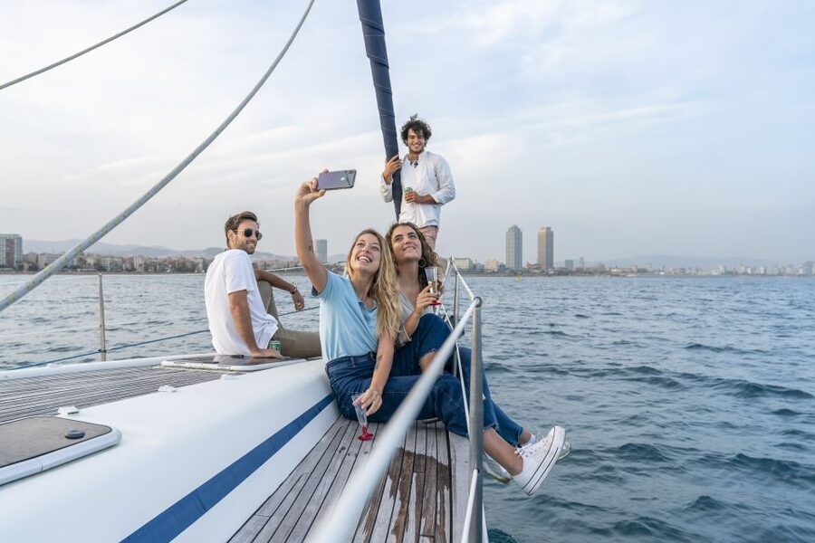 Barcelona Sunset Sailing with Gin Tonic Workshop Option - Key points to know before booking