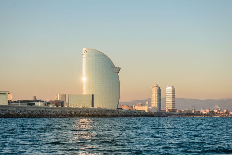 Barcelona Sunset Sailing with Gin Tonic Workshop Option - Swimming and the question of what is included