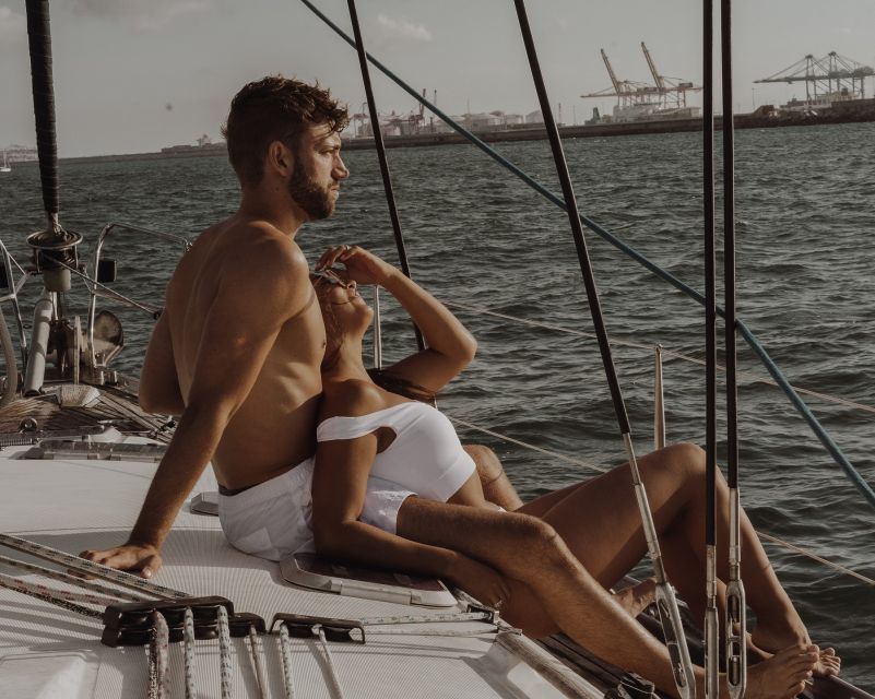 Barefoot: Private sailing cruise in Barcelona - Key points at a glance
