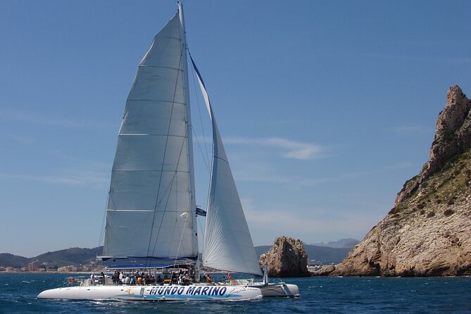 Bay trip in Calpe or Altea with a sailing catamaran - The views from a large catamaran