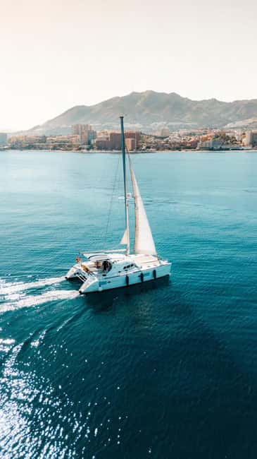 Benalmádena: Sailing & Dolphin Watching with Snacks/Drinks - The first run along the Costa del Sol
