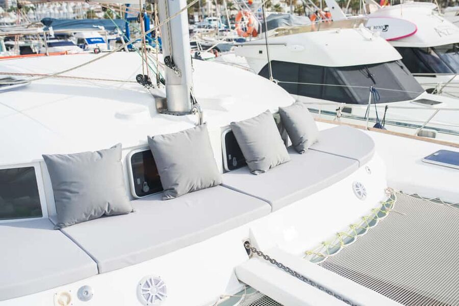 Benalmádena: Sailing & Dolphin Watching with Snacks/Drinks - Shared sailing or a private catamaran