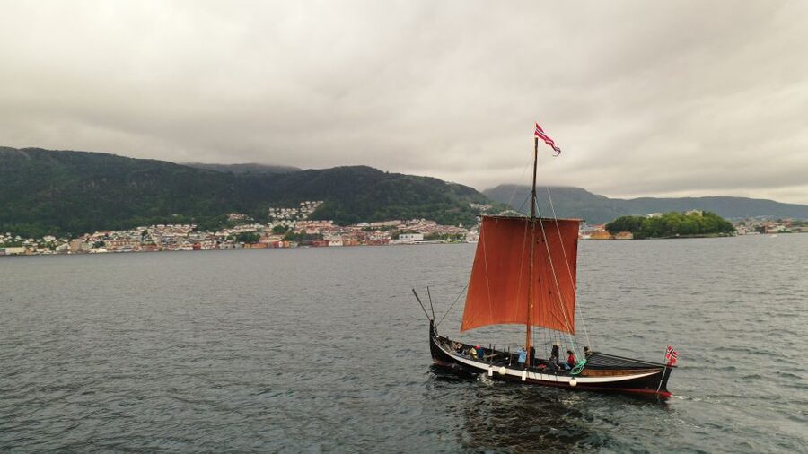 Bergen: Viking Ship Sailing Experience and Sightseeing Trip - How the weather changes the experience