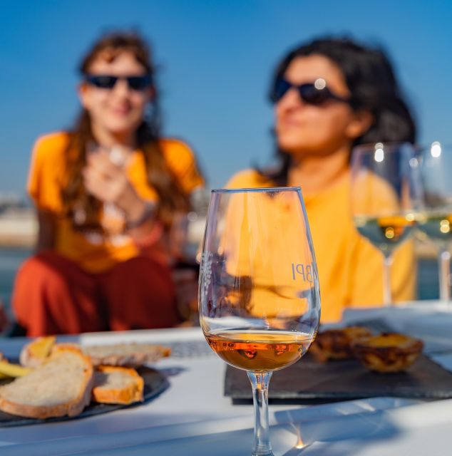 ⛵Bluemotion Lisbon⛵: Wine tasting w/ Sommelier on a sailboat - Starting at Doca de Alcântara