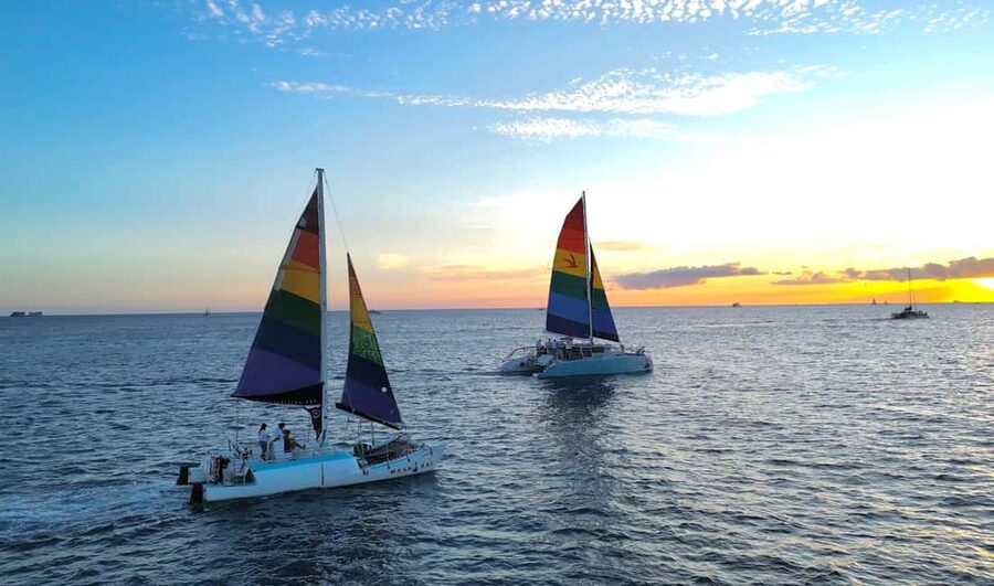 Board from Waikiki Beach: Scenic Sunset Sail on the Hāwea - The crew sets the tone