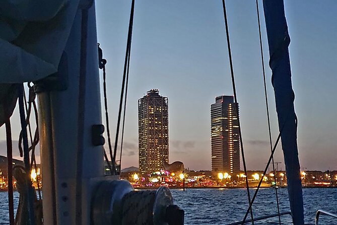 Boat Tour with Drink and Picoteo, Barcelona - Who will enjoy this boat ride most?