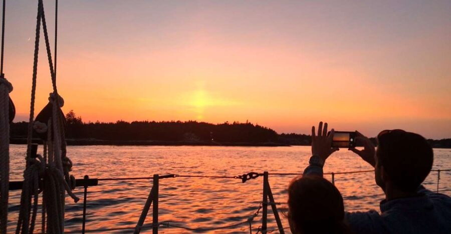 Boothbay Harbor: Sunset Sail to see the Maine Coastline - What you can see from the open deck