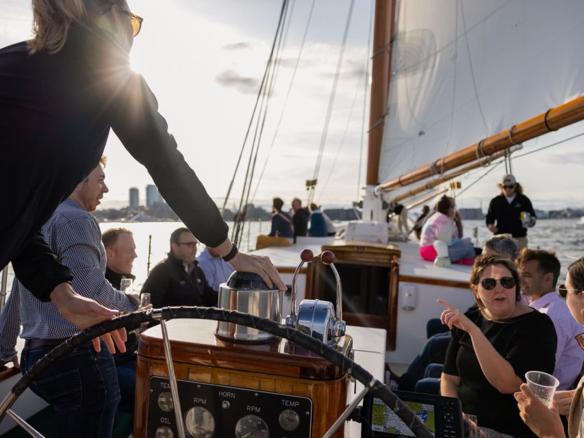 Boston: Harbor Champagne Sunset Sail from Rowes Wharf - Drinks, picnics, and the champagne question