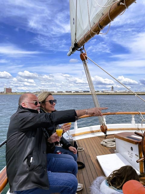 Boston: Sunday Pastry & Prosecco Sail on Boston Harbor - Who will enjoy this sail most