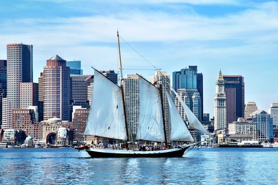 Boston: Sunset Tall Ship Harbor Cruise - The bottom line: book for the sailing, not a narrated tour