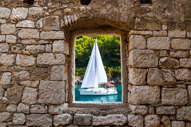 Brac Island One-Day Trip with the Sailboat Nana - Private Tour - The crew: Mario, Karla, and a warm welcome