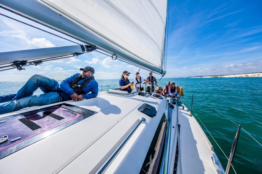 Brighton: Sailing Trip with Drinks - A drink with the sea around you