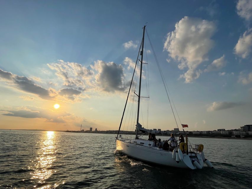 Brighton: Sunset Sailing Cruise with a Glass of Wine - Key points at a glance