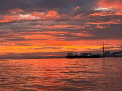 Brighton: Sunset Sailing Cruise with a Glass of Wine