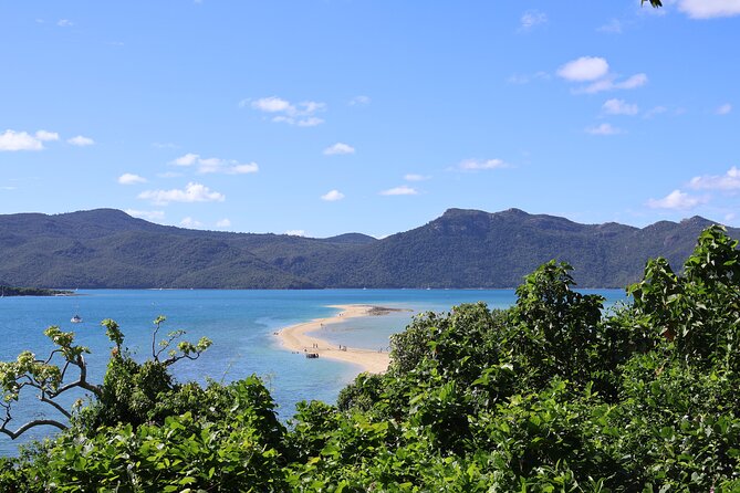 British Defender 3D2N Whitsunday Snorkelling Sailing Adventure - Who should book the British Defender?