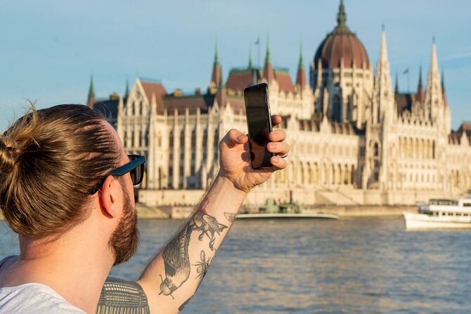 Budapest Sip and Sail Danube Cruise with Unlimited Prosecco - Boarding at Akadémia 2 Ponton