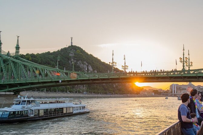 Budapest Sip and Sail Danube Cruise with Unlimited Prosecco - Is $30.25 a good deal?
