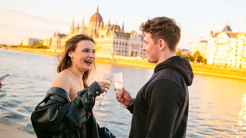 Budapest: Sip and Sail River Cruise with Unlimited Prosecco - What makes this cruise worth considering