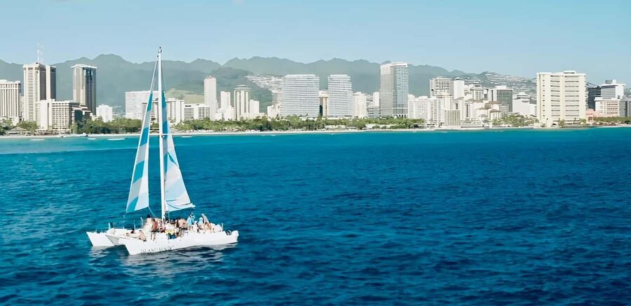 BYOB Weekend Sightseeing Sail towards Diamond Head - What a $23 sail actually gives you