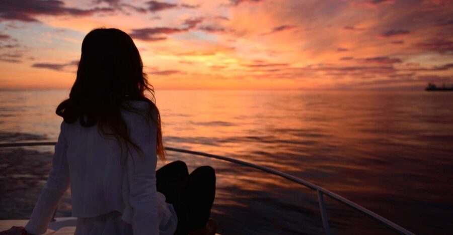 Cabo de Gata Natural Park: Sunset Sailing Tour with Cava - Key points to know before booking