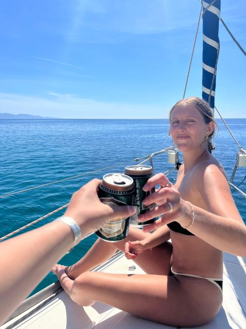 Cagliari: Sailing tour to Devil's Saddle aboard Merak - Merak turns the Gulf into a hands-on lesson