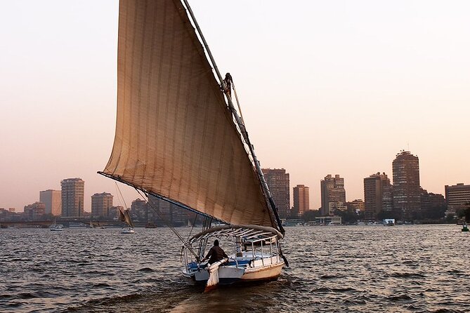 Cairo sailing boat Tours on the Nile by felucca - A gentle two hours away from Cairo traffic