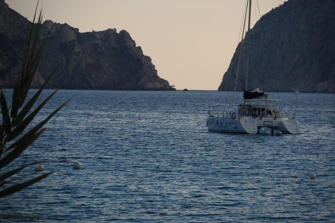Cala d'Hort Sailing Adventure - Seeing Ibiza from the Sea