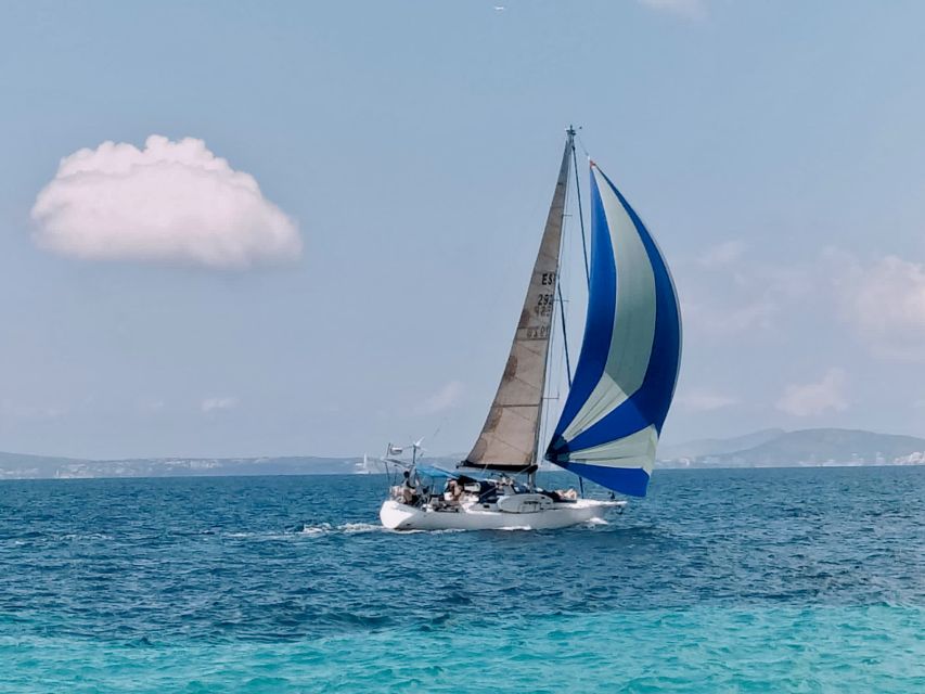 Can Pastilla: Sailboat Tour with Snorkeling, Tapas & Drinks - Sailing across the Bay of Palma