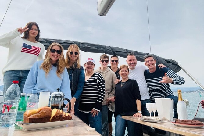 Cannes: Private sailing tour to the Lerins Islands - The private format and group size