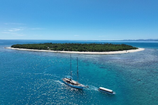 Capt Cook Cruises Super Saver Combo: Day Sail + Dinner Cruise - A tall ship start from Denarau