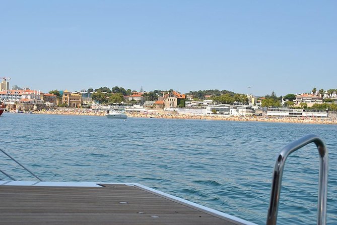 Cascais Private Sailing 2h Cruise with a drink - Cidadela and Santa Marta from the water