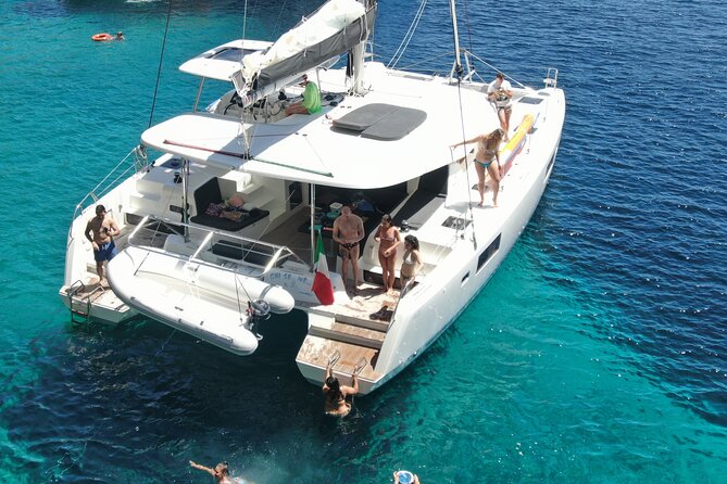 Catamaran Alghero, Catamaran Sailing Day Trip - Swimming stops that do not feel rushed