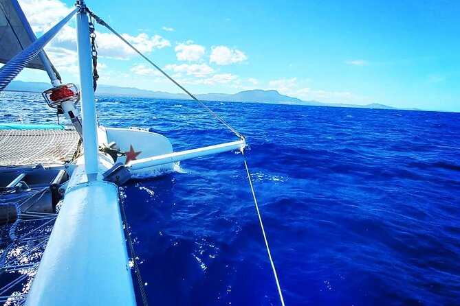 Catamaran Day Trip, Snorkeling & Sailing Excursion - Lunch, drinks, and the afternoon sail