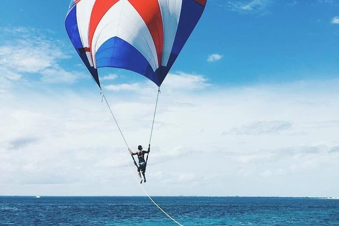 Catamaran Sail to Isla Mujeres with all inclusive from Cancun or Riviera Maya - Snorkeling near Isla Mujeres and the MUSA question
