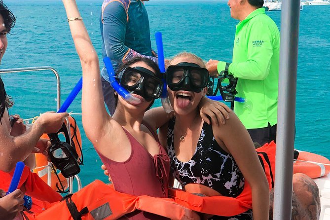 Catamaran Sailing and Snorkeling to Isla Mujeres from Cancun - Beach time versus a more independent island visit